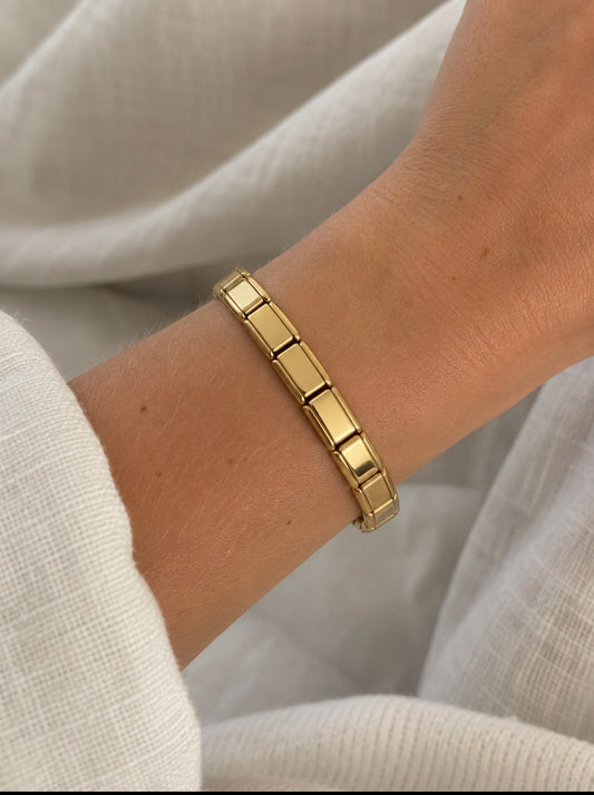 Gold bracelet