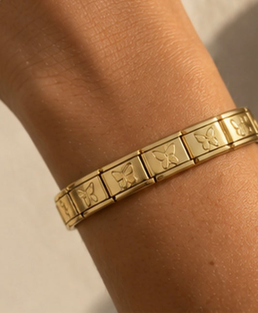 Gold butterfly bracelet