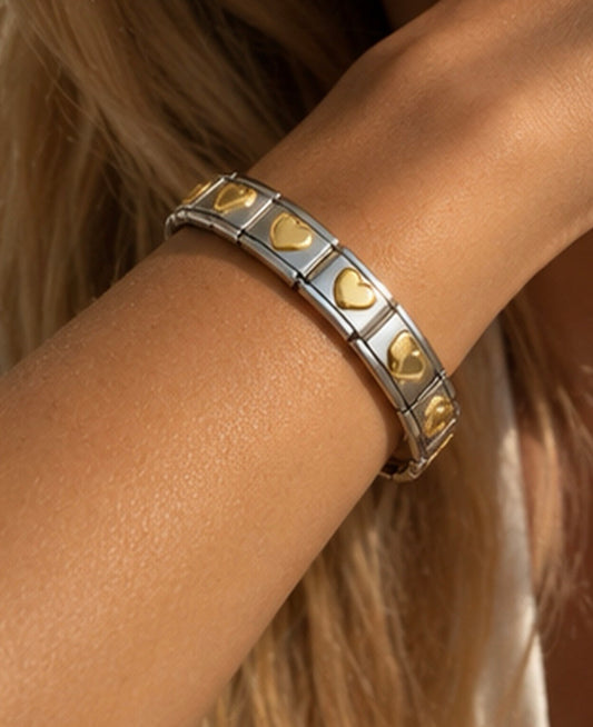Gold love hearts bracelet